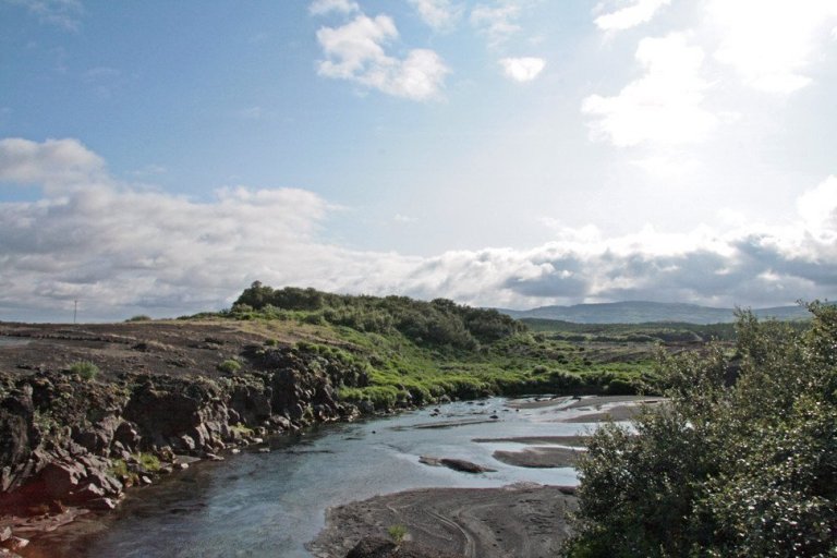 Á árbakkanum í Þjórsárdal. Á árbakkanum í Þjórsárdal.
